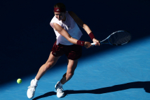 V Pekingu izpadla še Sabalenka; pravkar Zverev - Đoković