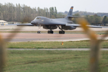 ZDA iz britanskega vojaškega oporišča Fairford umaknile bombnike B1