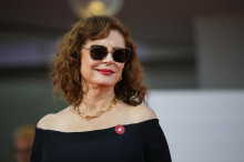 80 let neuničljive Susan Sarandon, izjemno mnogostranske igralke in predane aktivistke