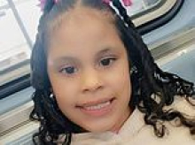 Girl, 7, stabbed to death by female stranger on busy Chicago sidewalk, cops say