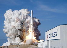 Musk bo preimenoval podjetje SpaceX v skladu s Trumpovim izrazom super inteligenca