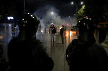 Na Kosovu izbruhnili protesti zaradi nesprejetega zakona o sodišču za vojne zločine