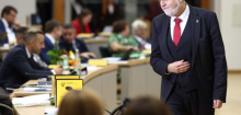 Sachsen-Anhalt - Magdeburg: Tobias Rausch ist AfD-Landtagspräsident, Carsten Borchert und Hans-Thomas Tillschneider werden Vize