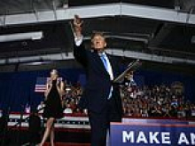 Democrats open a 16-point lead in the midterms among Independents as Trump's approval tanks