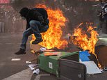 Student union warns France riots 'WILL intensify' if they are 'not listened to' despite days of violent clashes and 256,000 taking to the streets on Tuesday alone