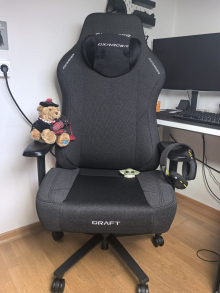 Test DXRacer Craft XL: velik gaming stol, na katerem lahko normalno preživim ves delovni dan