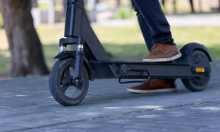Vozio romobil po trgovinama pa snimke objavljivao na TikToku