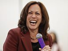 Kamala wonders where the applause is after delivering what she thought was a killer line... then bursts into trademark cackle