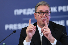 Vučić: 