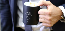 Sachsen-Anhalt: Ulrich Siegmund provoziert mit »Linke Tränen«-Tasse - das steckt dahinter