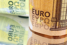 Neodplačana posojila EU-ja bi lahko prihodnje leto dosegla 1000 milijard evrov