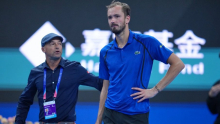 TENISKI SVET ZAPANjEN! Evo šta je Danil Medvedev uradio nakon što je izbačen sa turnira