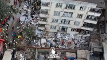 URUŠILA SE VIŠESPRATNICA, LjUDI ZATRPANI POD TONAMA BETONA: Drama u Istanbulu, spasioci u trci sa vremenom (VIDEO)
