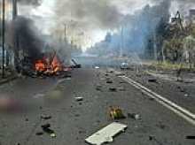 Horror as buses are destroyed by Russian strike, killing more than 30 passengers in Ukrainian frontline town