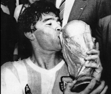 Tožilstvo zahteva od štiri do 12 let zapora za člane Maradonove zdravstvene ekipe