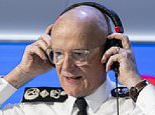 Met chief's fury at the 'revolving door' of justice: Jail release farce as 100 criminals a DAY breach tag conditions - but 'face no penalty'
