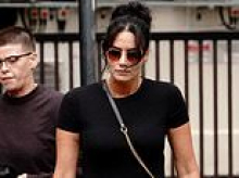Prison officer sent inmate lover explicit pictures over Snapchat after smuggling in mobile phone following their secret romance