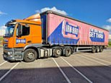 Police in Scotland hunt thieves who stole bright orange trailer containing 41,000 bottles of Irn-Bru