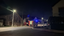 DRAMA U ČAČANSKOM NASELJU: Izbio požar na odžaku kuće, stanari hitno evakuisani! Vatrogasci odmah reagovali (FOTO)