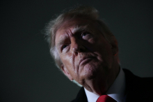 Trump naznanil dogovor o prekinitvi napadov na energetsko infrastrukturo. Zelenski presenečen.