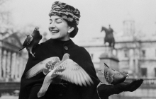 Maria Callas in medved Pu na večerji s pismom
