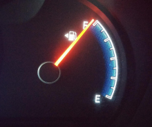 Bencin, dizelsko gorivo in kurilno olje s torkom cenejši za 0,2 centa na liter
