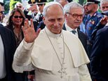 Pope arrives in hospital ahead of surgery to have lung nodule removed today