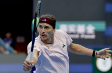 Zverev se posle velike borbe plasirao u četvrtfinale Šangaja