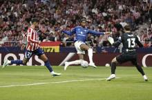 Atletico odkljukal še eno zmago, vse bolj napeto pri letos skromnem Unitedu