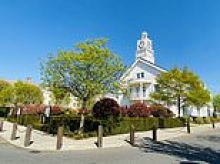 Welcome to The Hamptons UK! Critics have called it 'cult-like', but those living on US-style development - where houses go for £800K and Practical Magic 2 was filmed - paint an idyllic picture of life