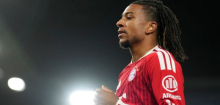 Michael Olise: Platzverweis für den Bayern-Star bei Viking Stavanger: Huch! Der ist ja doch ein Mensch