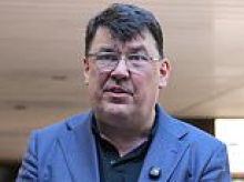 Comedian Graham Linehan may have been unfairly arrested because of his gender-critical views, watchdog says