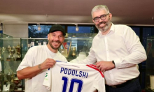 Podolski stigao na Poljud, odmah su ga učlanili u Hajduk, a dobio je i Livajinu 'desetku'