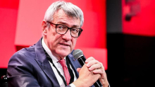 Landini: “La gente sta male. E fare debito per le armitoglie il futuro ai giovani”