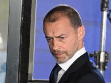 Čeferin odšel brez komentarja po seji Fife, Infantino ni pomiril kritikov