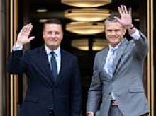Don't abandon Ukraine, Wes Streeting tells Hegseth on his first trip to the US