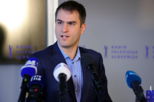 Višje sodišče: Razrešitev Whatmougha s čela RTV Slovenija je bila zakonita