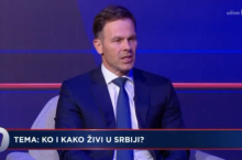 Mali žestoko Đilasu: 