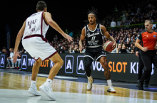 POLUVREME Partizan se muči