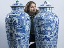 Pair of Chinese imperial 'soldier' vases worth £150,000 that have stood in country home for decades go on auction