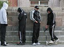 Ordeals on the bus... £100 fine for people who play music, vape or litter on public transport