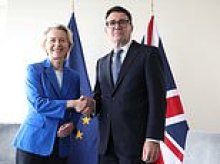 More Labour Brexit chaos as minister insists PM doesn't want to 'reopen the acrimonious debate'