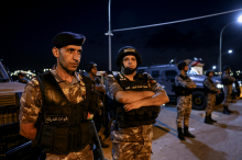 V strelskem napadu v cerkvi na jugu Jordanije ubitih najmanj sedem ljudi, ranjenih je 34