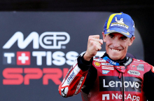 Marquez dobil sprint, Martin z zlomljenim zapestjem