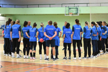 Slovenske rokometašice dobile prvo tekmo na Slovaškem