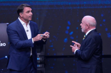 V drugem krogu predsedniških volitev v Braziliji tesen boj med Lulo in Bolsonarom