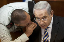V Izraelu pred volitvami vre: Netanjahu in vodja IDF-a v navzkrižju glede napada na Iran