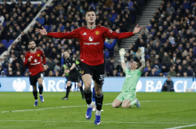 Slabe novice za Slovenijo in Manchester United: Šeško še dolgo ne bo nared
